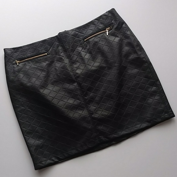 Kenar Dresses & Skirts - Black Kenar Quilted Vegan Leather Mini Skirt - 4